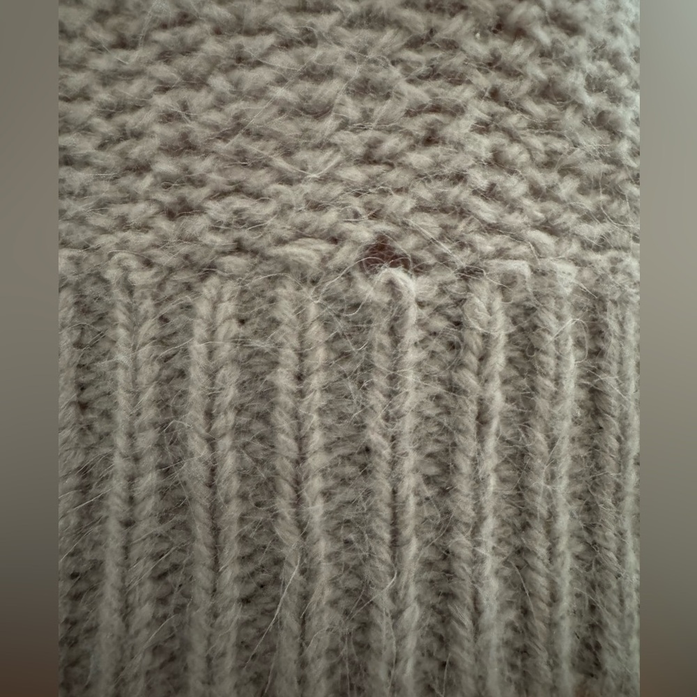 Aritzia talula Angora Goat wool and Knit Sweater in Light Mauve - Picture 5 of 5